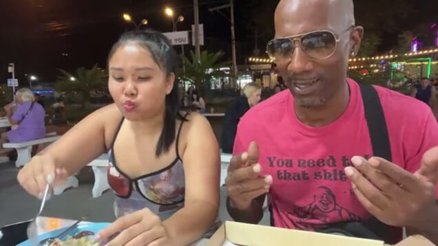 GAME-ABROAD-is-live-Night-Market-Sunday-night-vibes-Pattaya-Thailand-